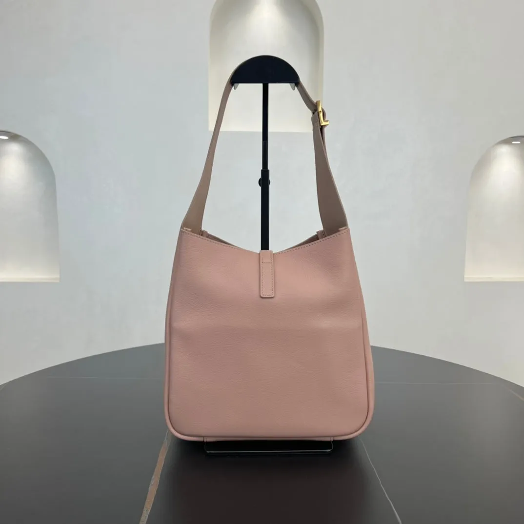 23CM CASSANDRE Pink Shoulder Stray Bag 713938