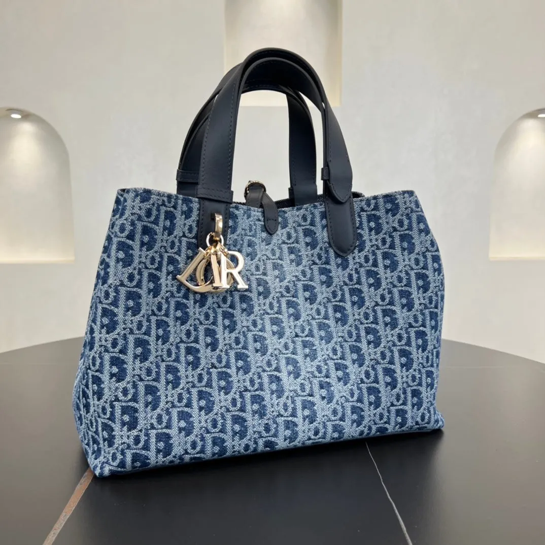 28cm Toujours Blue Underarm Shoulder Bag 286756