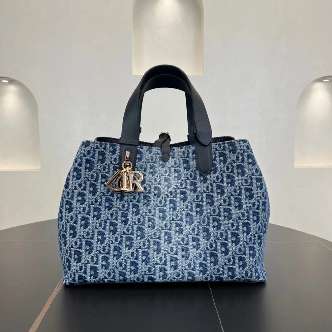 28cm Toujours Blue Underarm Shoulder Bag 286756