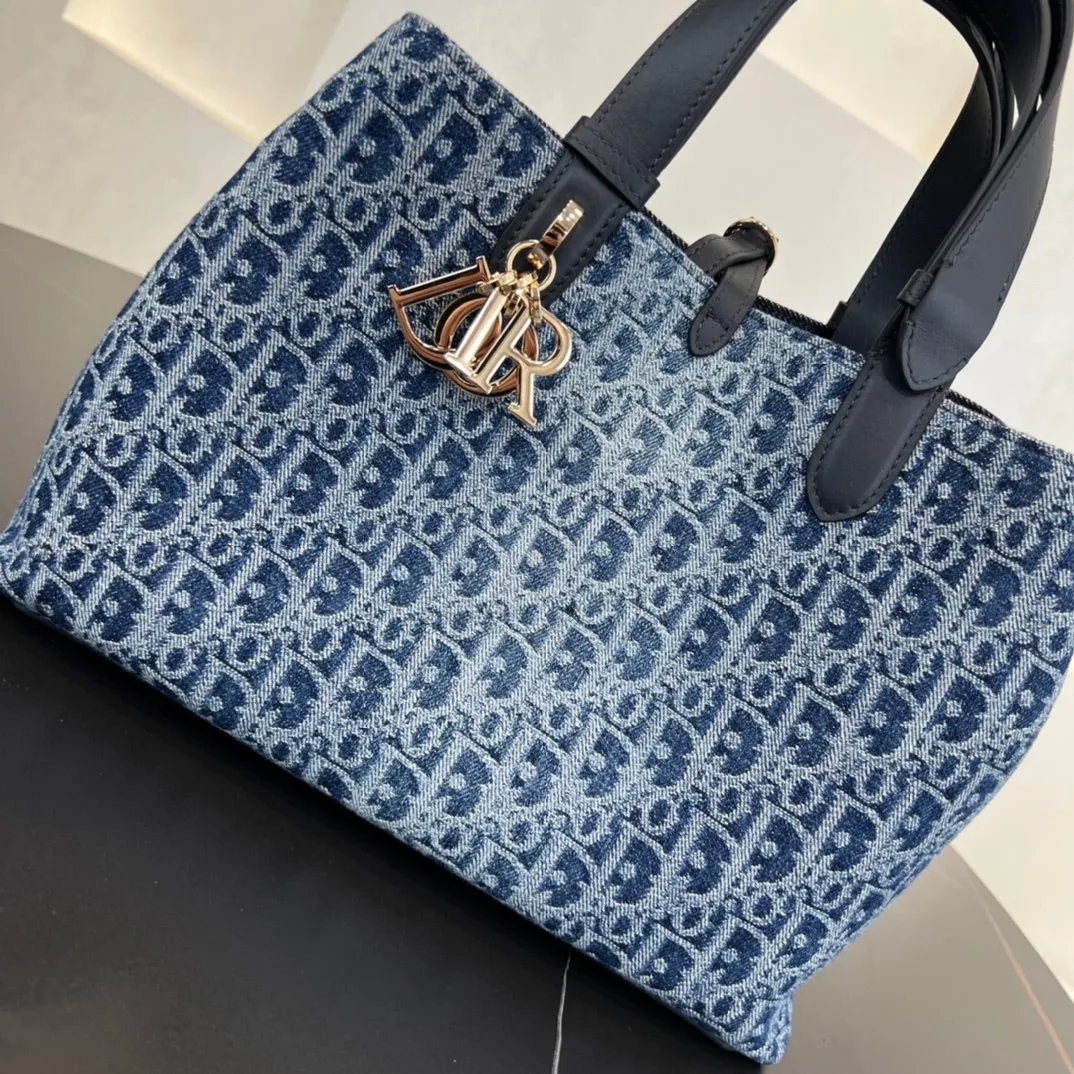 28cm Toujours Blue Underarm Shoulder Bag 286756