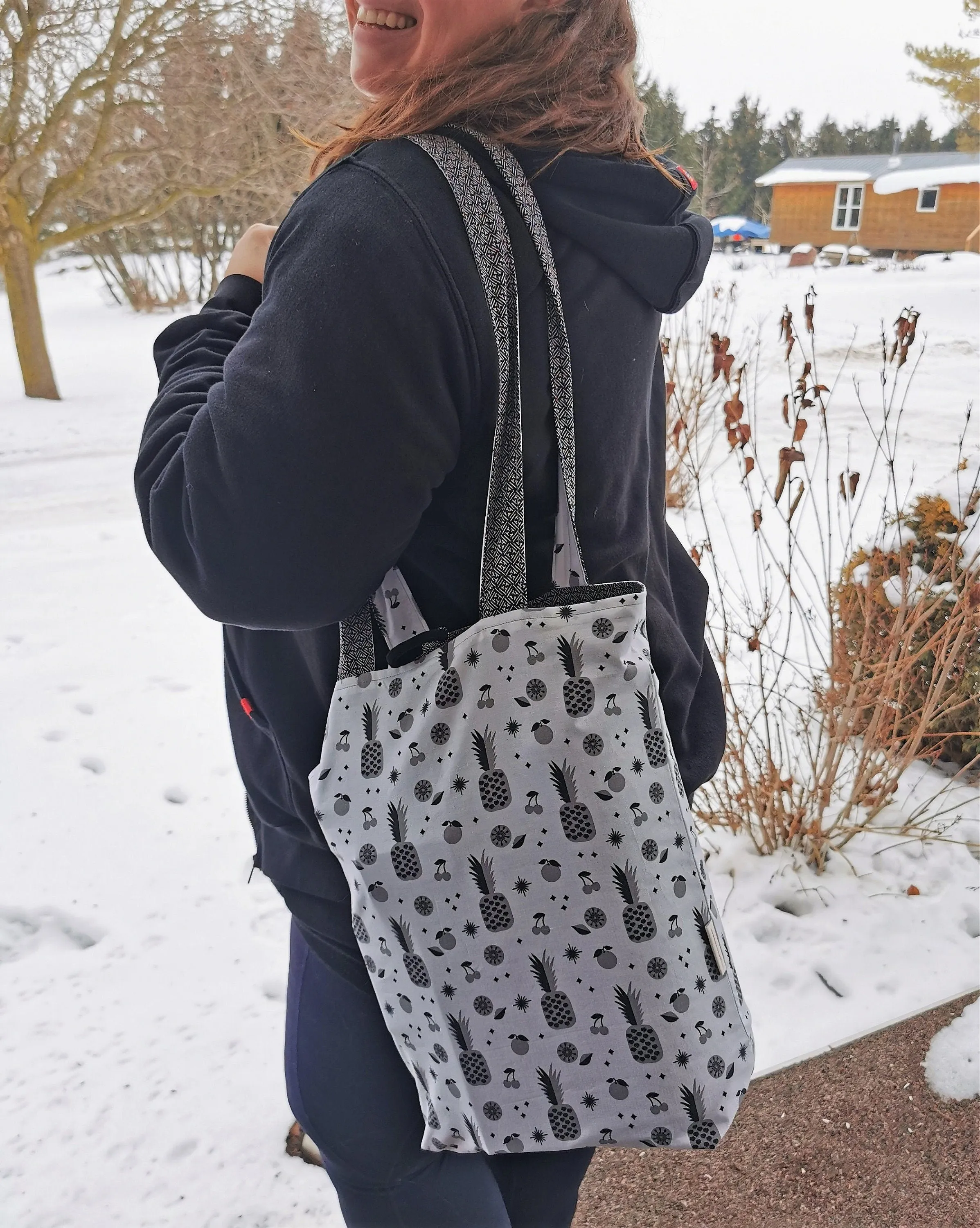 Basic Navy Blue Tote Bag, Reusable Compact Shopping Bag for Purse