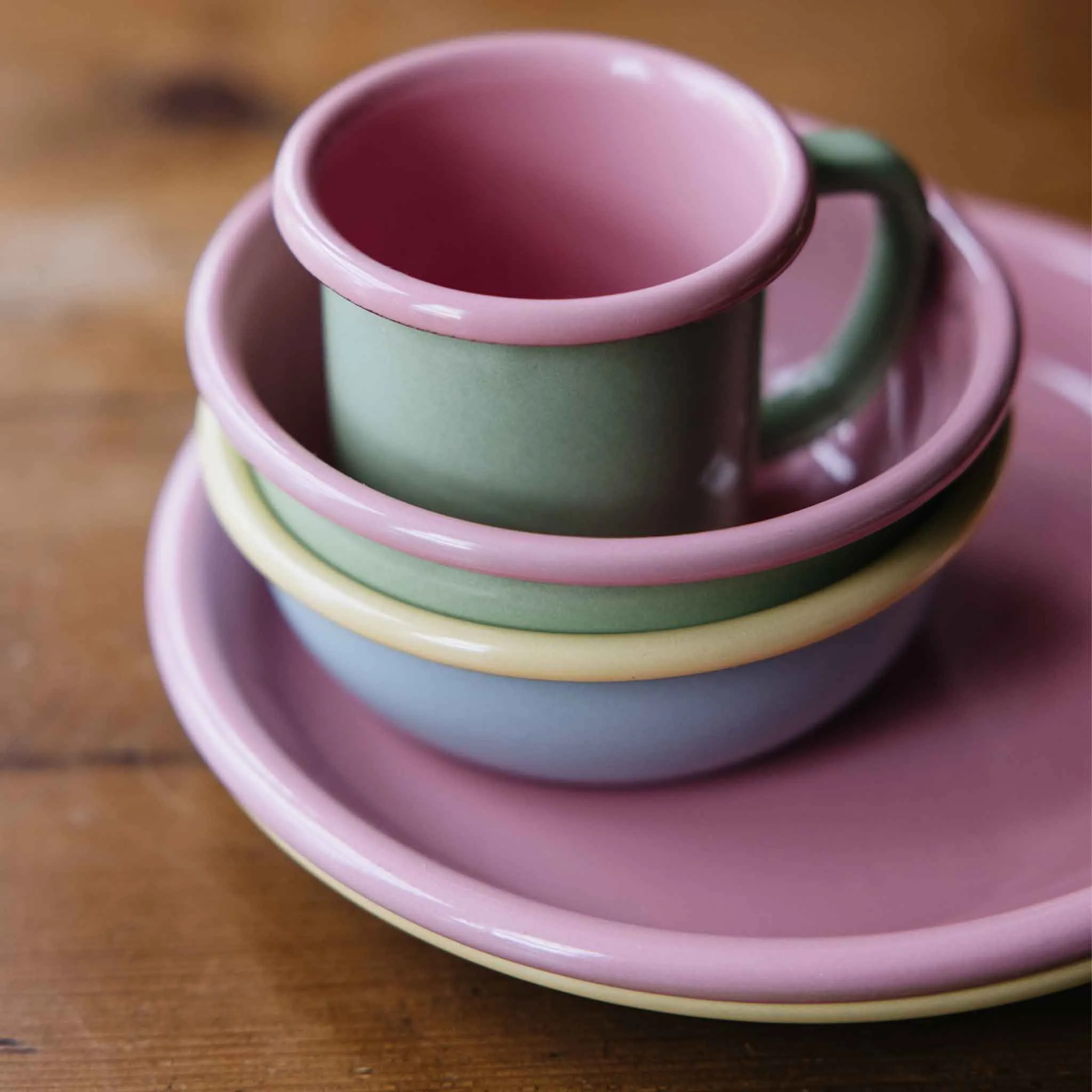 Children's 3 Piece Enamel Tableware Set Green Pink